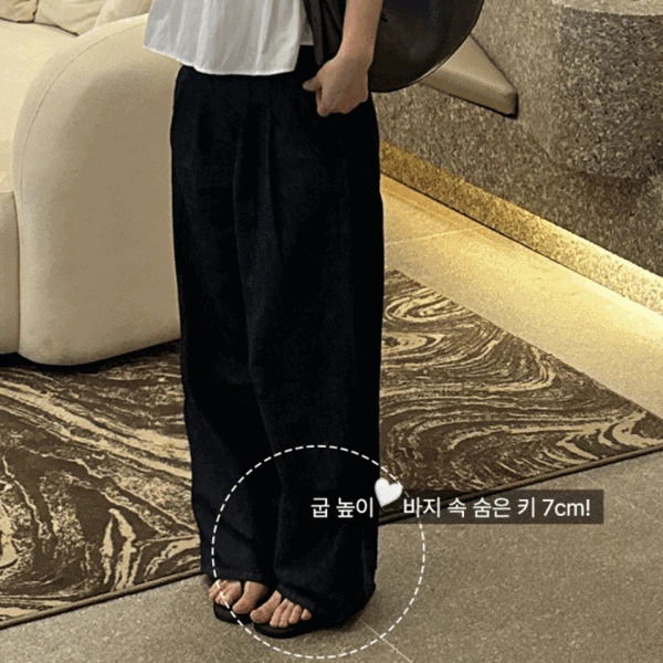 비밀키 7cm 스퀘어 웨지 샌들 쪼리 플리플랍 (one color)