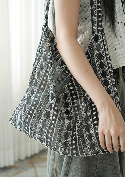 shoulder-bag