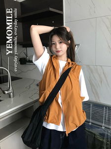 抽繩連帽背心外套