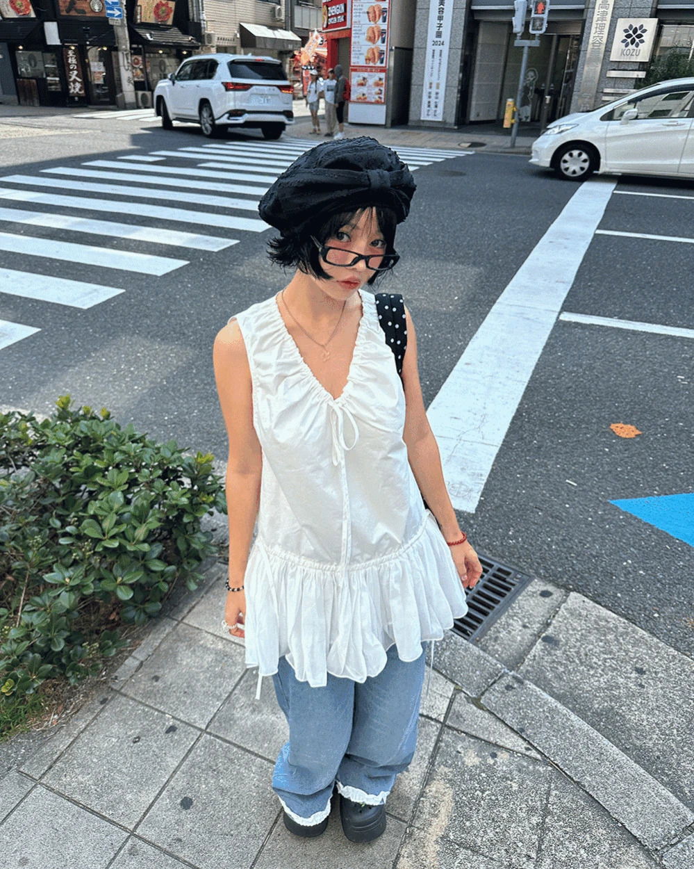 サロンフリルストリングミニワンピース