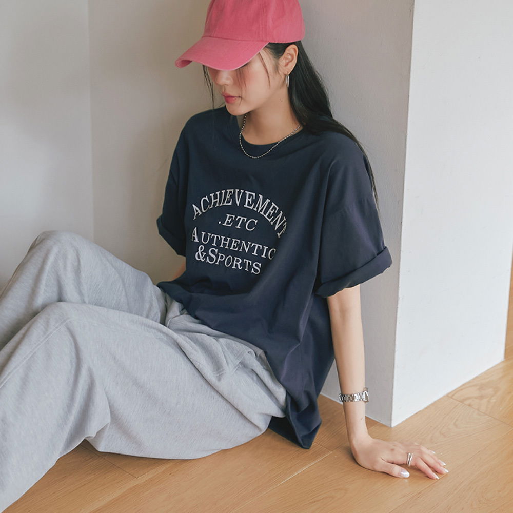 Lettering Boxy-fit Short Sleeve T-Shirt