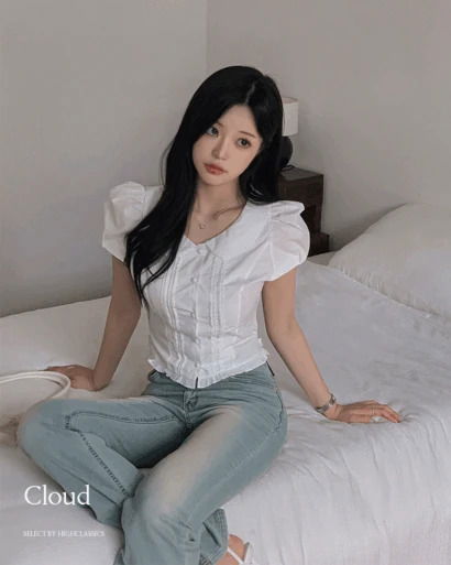 구름 둥근카라넥 퍼프 캡소매 콩단추 레이스 핀턱 셔링 프릴 반팔 블라우스