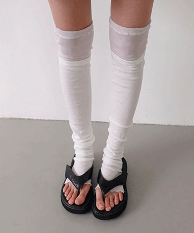 knee-high-socks