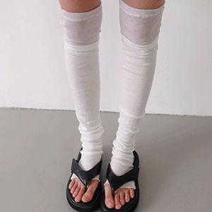 knee-high-socks