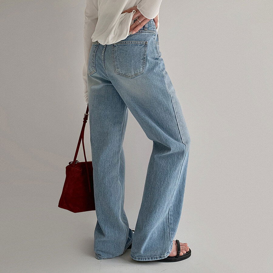 Head straight denim