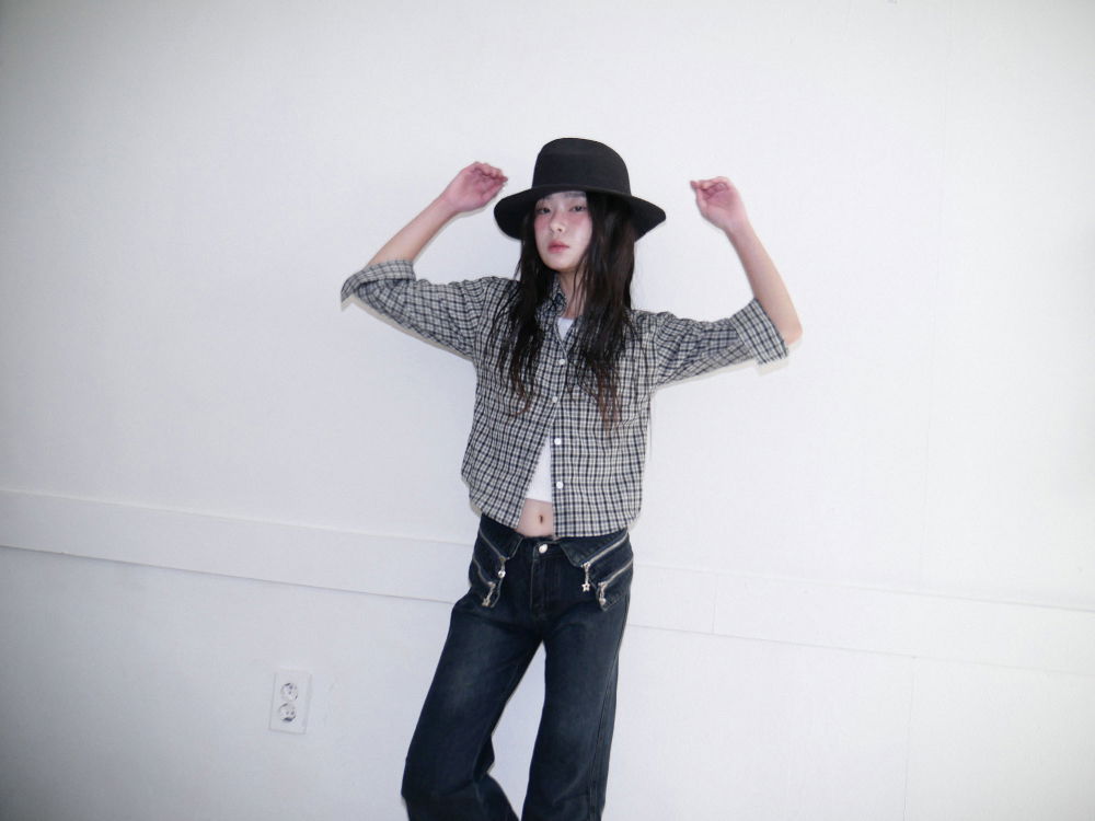 바지 모델 착용 이미지-S1L4