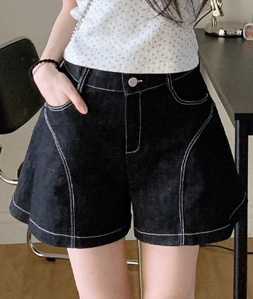 牛仔短裤
