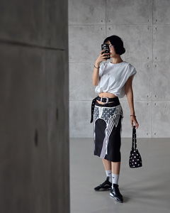 Pad String Pintuck Overfit Sleeveless