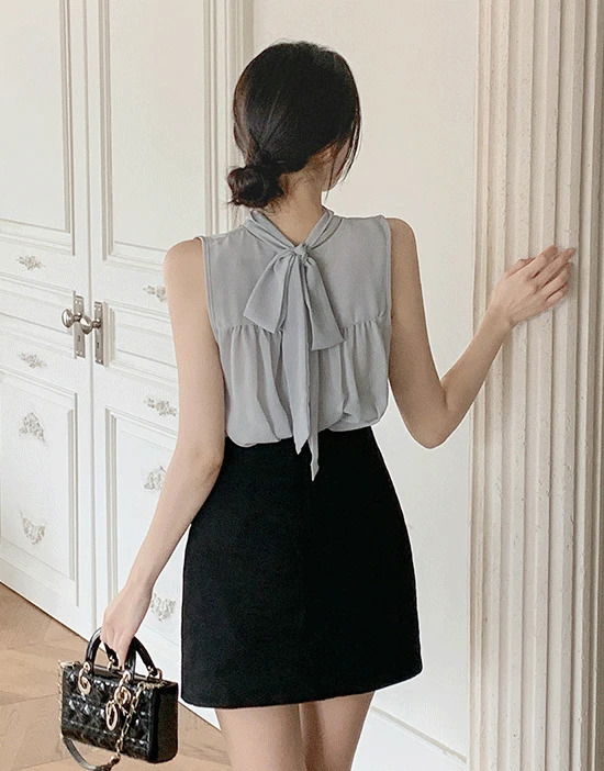 ヌジェタイリボンスリーブレスブラウス