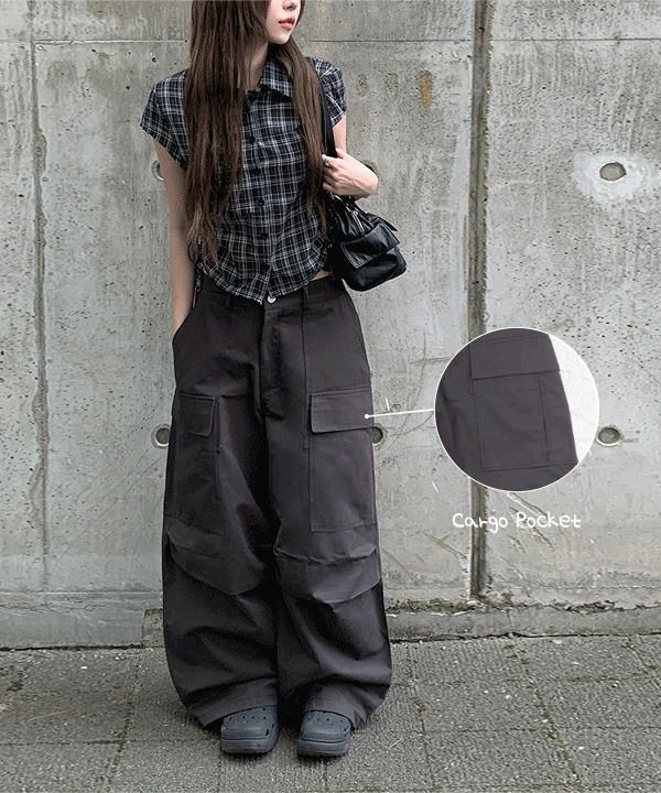 【Anyone more】Bir Cotton Cargo Pin Tuck Wide Pants anyonemore - Bir Cotton Cargo Pintuck Wide Pants 长裤- Codibook.