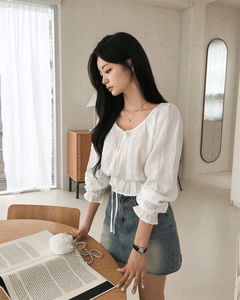 로아 프릴 긴팔 블라우스