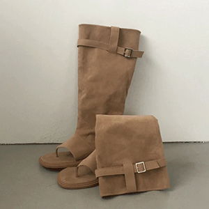Artio Buckle Wide Slip-On Long Boots