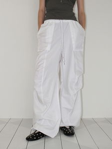 KNEE PINTUCK STUD PANTS