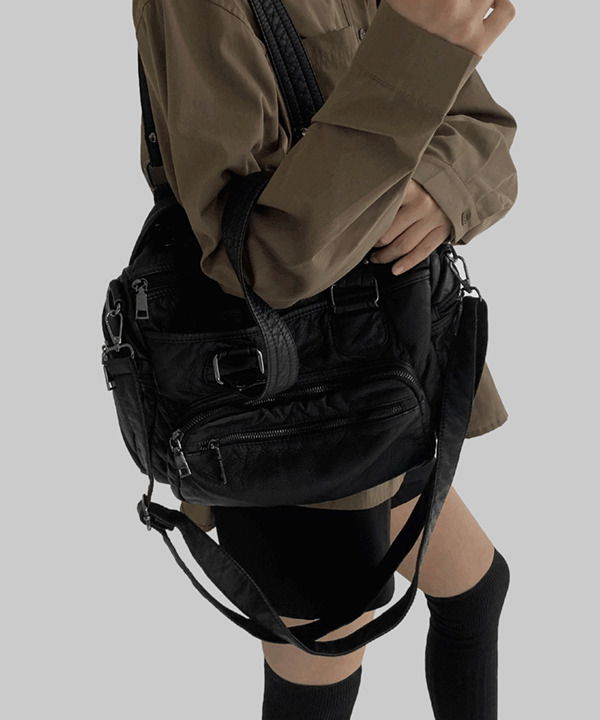 Peony Pocket Vintage Leather Shoulder Bag