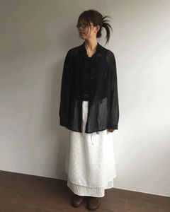 Fling applique layered skirt