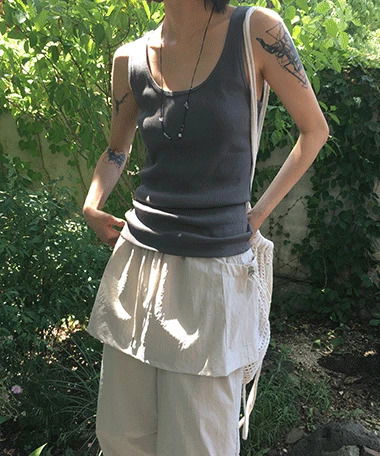Harvin Basic Sleeveless