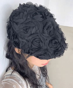 Makomi Flower Lace Hunting Cap
