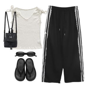 pants,sleeveless,sandals 코디
