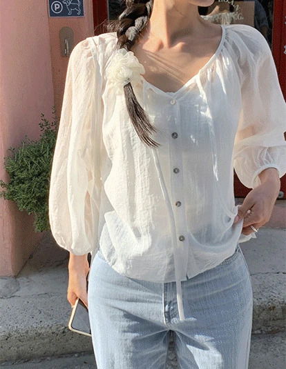 blouse