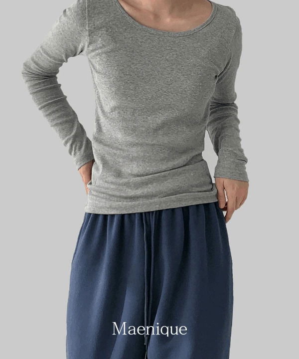 Poson Basic Round Long Sleeve T-Shirt