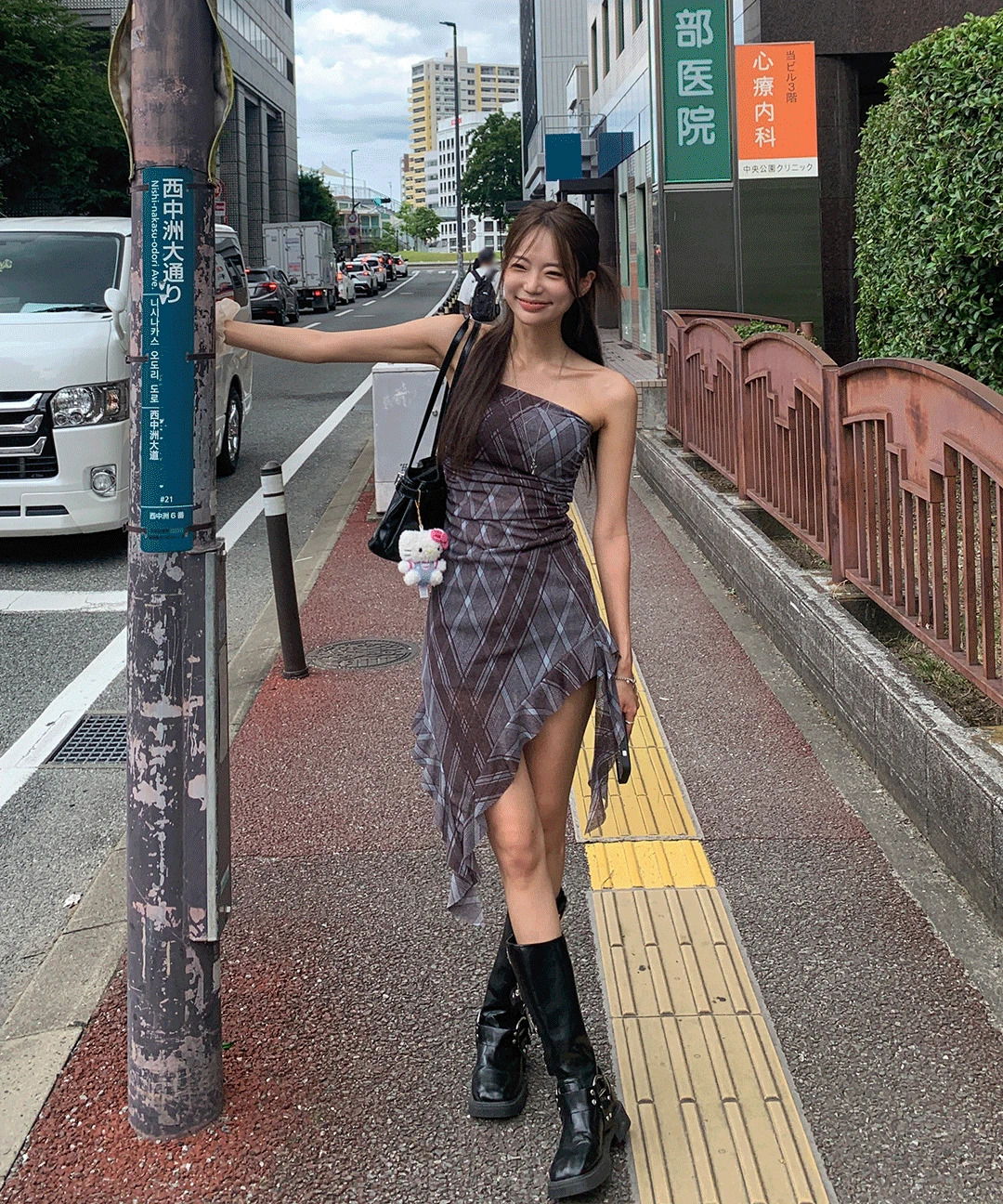 off-the-shoulder-dress