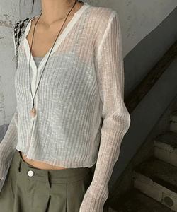 Haringe One Button Crop Fit V- V-Neck Long Sleeve Cardigan