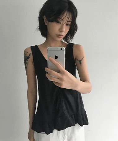 Junori Strap Shirring Frill Sleeveless