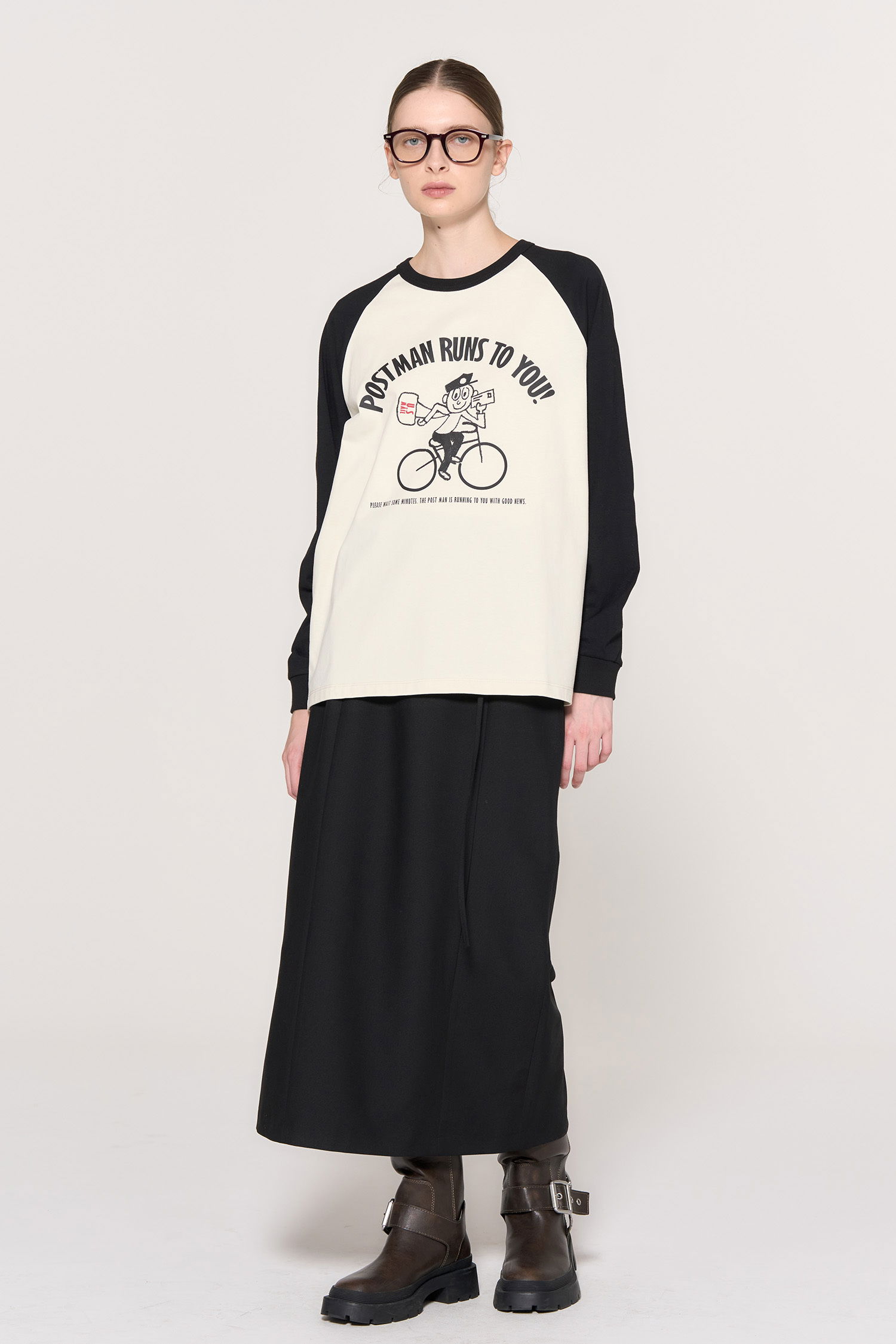 WOMAN Postman Raglan Long Sleeve Tee