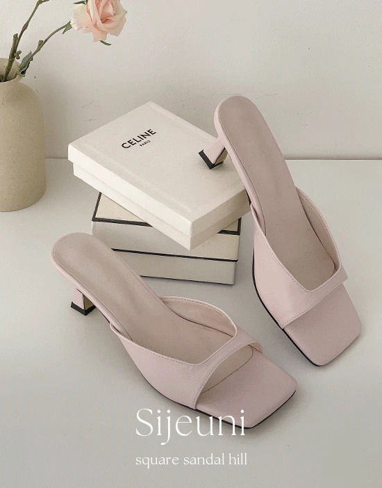シーズニスクエアサンダルヒール