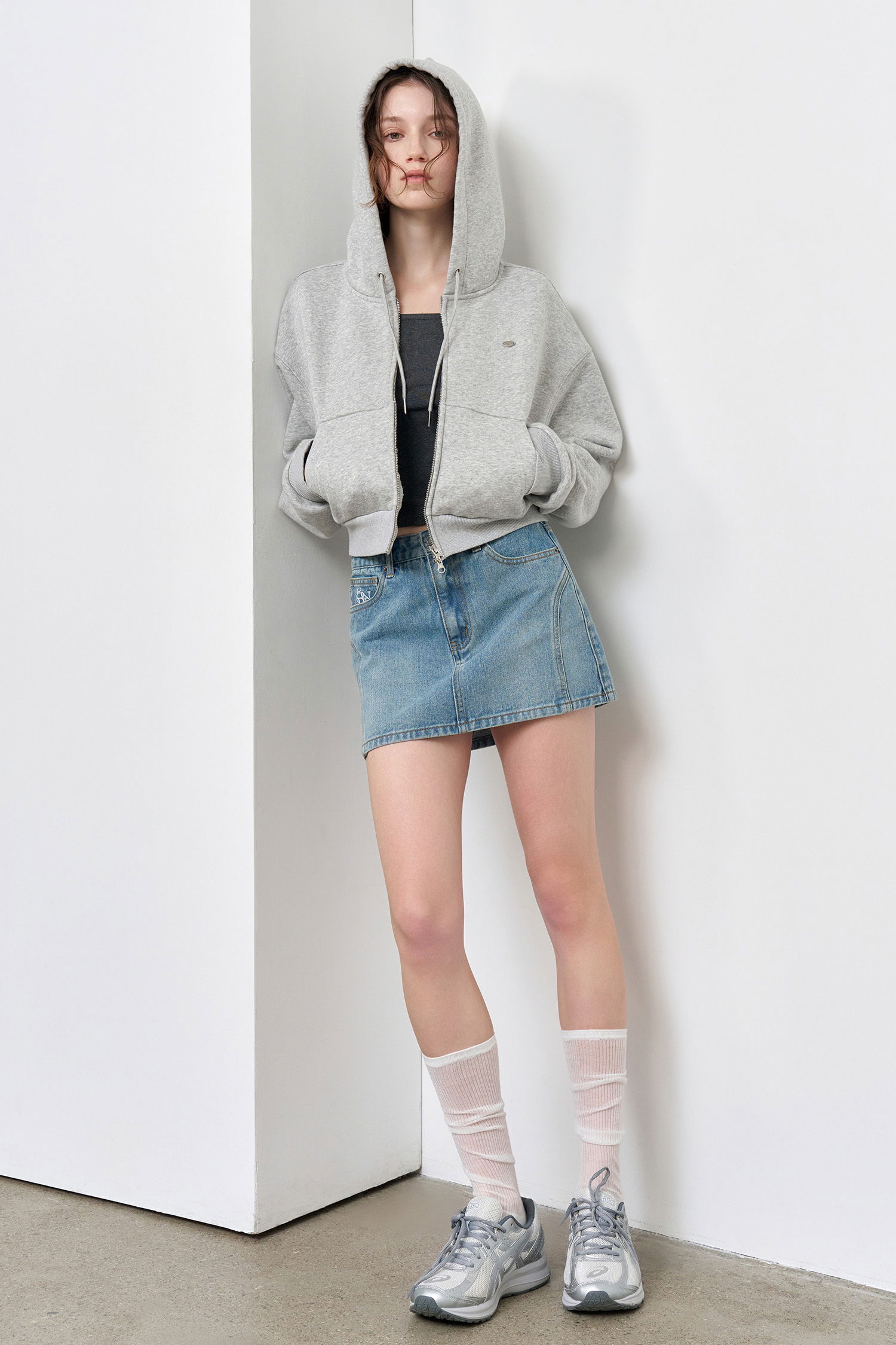 WOMAN Loose-fit fit crop hooded sweatshirt
