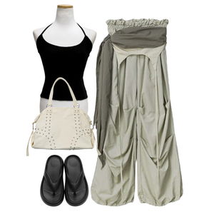 pants,sleeveless,sandals 코디