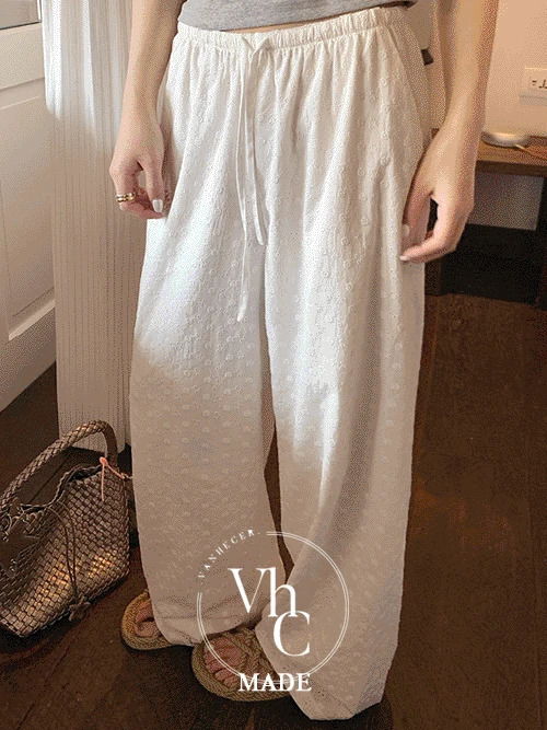 Flower Embossed Punching Pants P#YW931