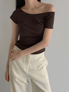 Slap Uniq Tee
