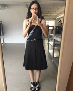Affair pleated skirt + belt
