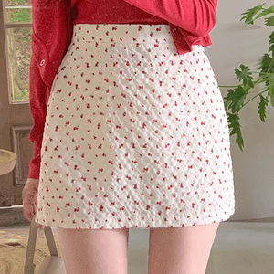 Red flower mini skirt