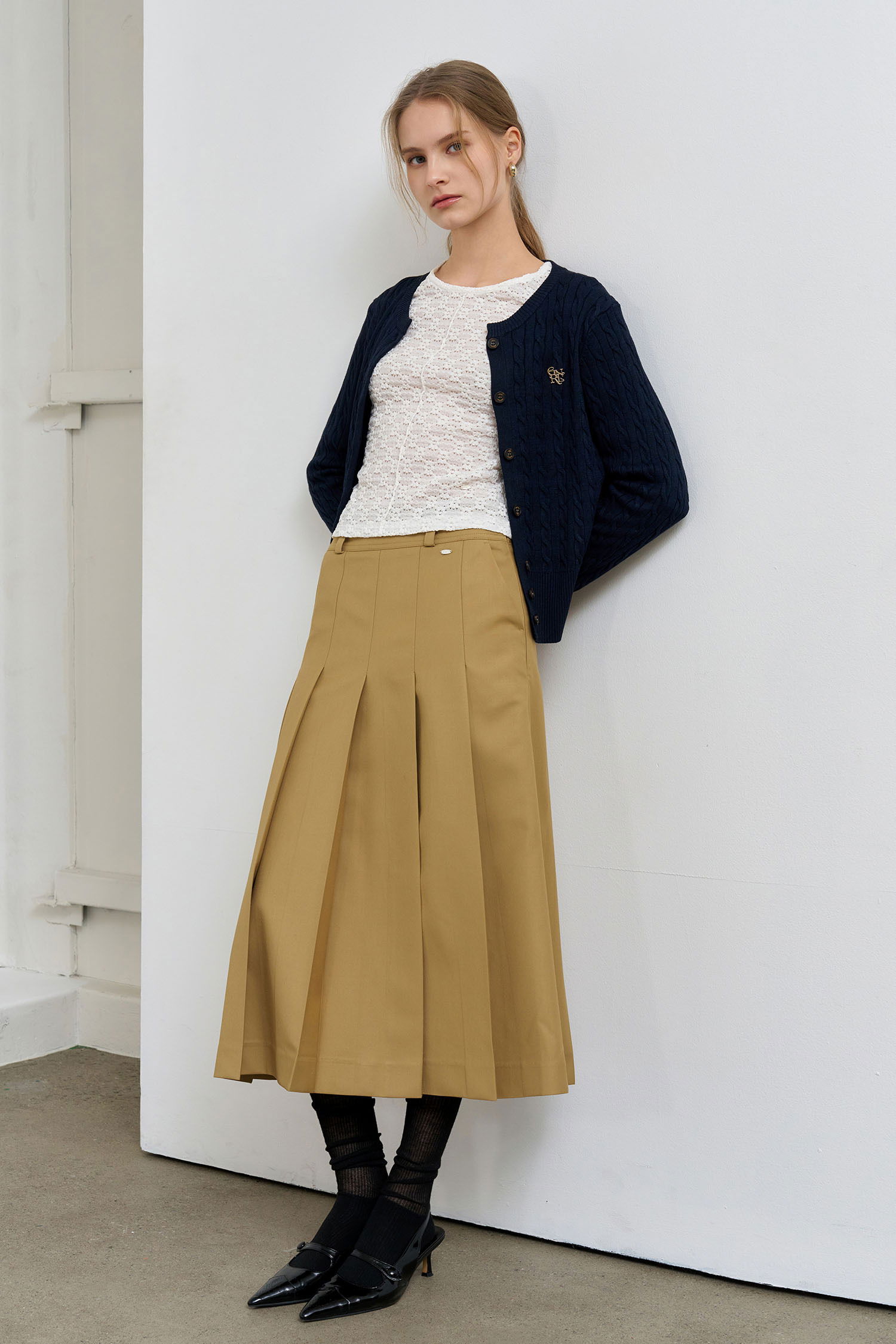 WOMAN Signature Superfine Wool Cable Cardigan