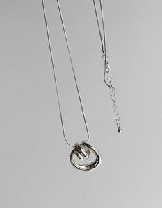 Kkwon #Bold Twisted Ring Necklace