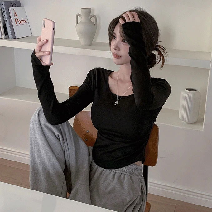 Teb Necklace -1 color