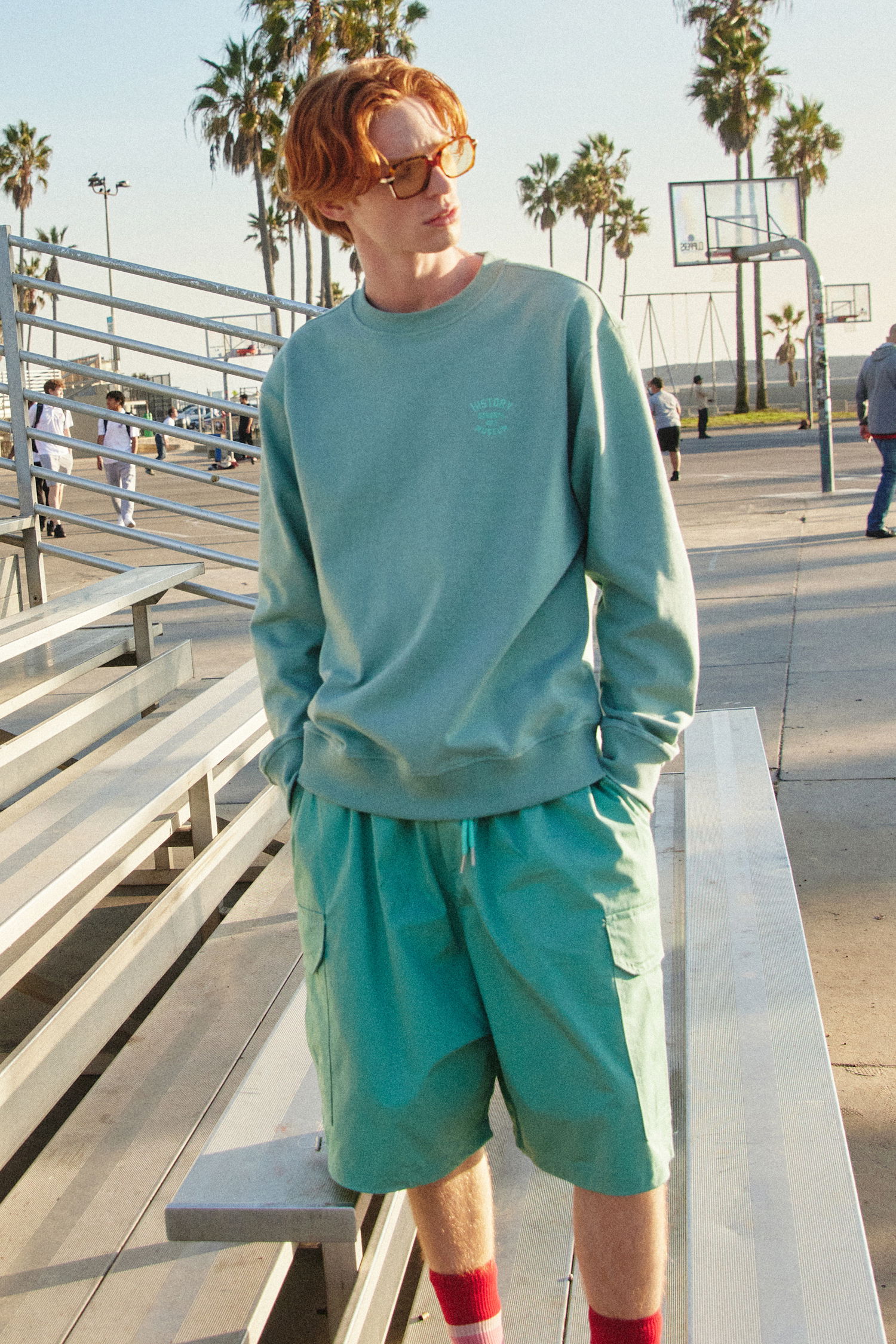 UNISEX Dayday Sweatshirt