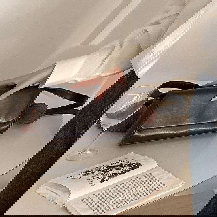 매그얼드 스퀘어 투웨이 숄더백