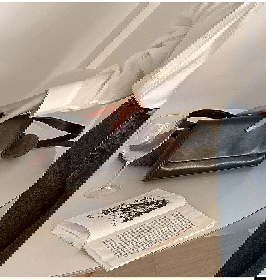 매그얼드 스퀘어 투웨이 숄더백