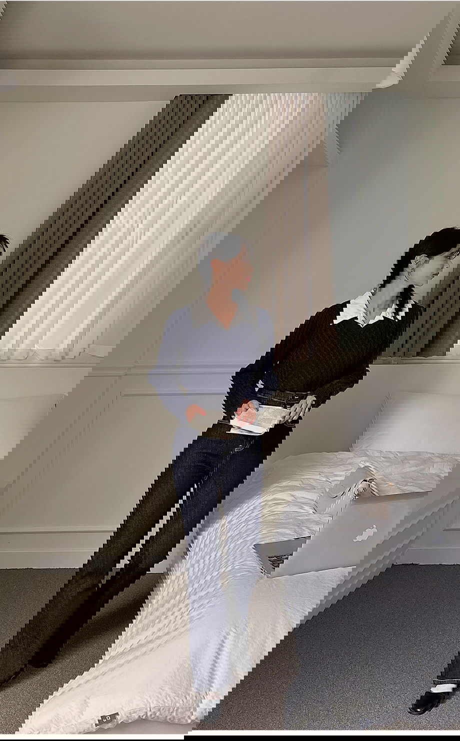 리리앤코 티버덴 스판 속밴딩 스티치 투버튼 부츠컷 데님 팬츠 청바지