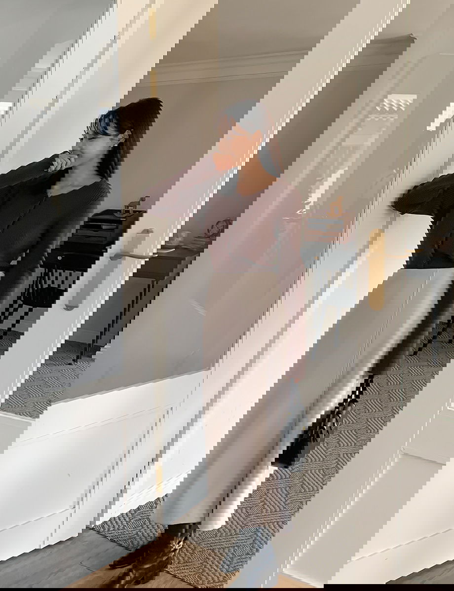 리리앤코 마리븐 뒷밴딩 기모 스판 앞트임 h라인 롱 스커트