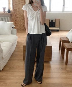Parmeri pintuck wide slacks