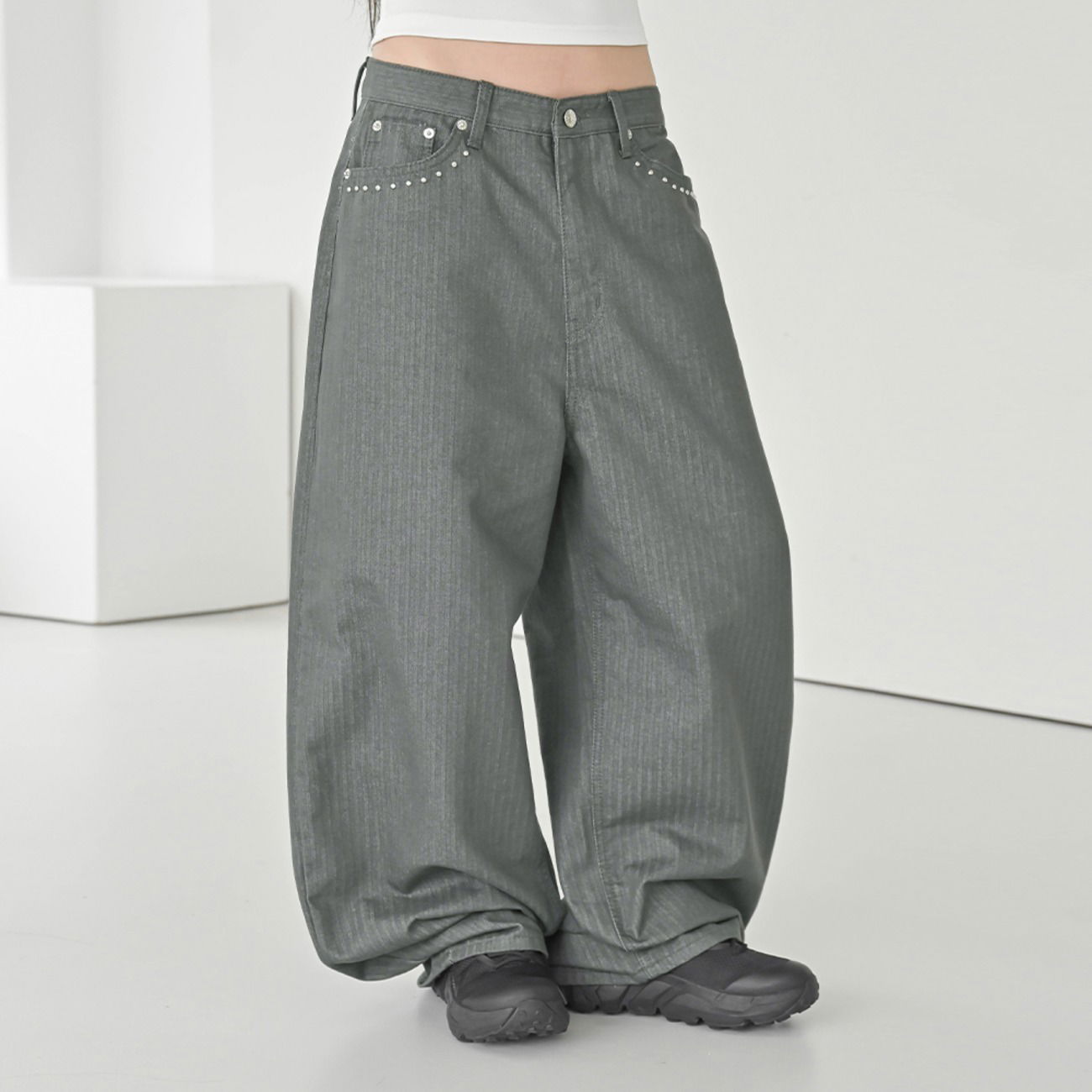 Cults Rivet Pants