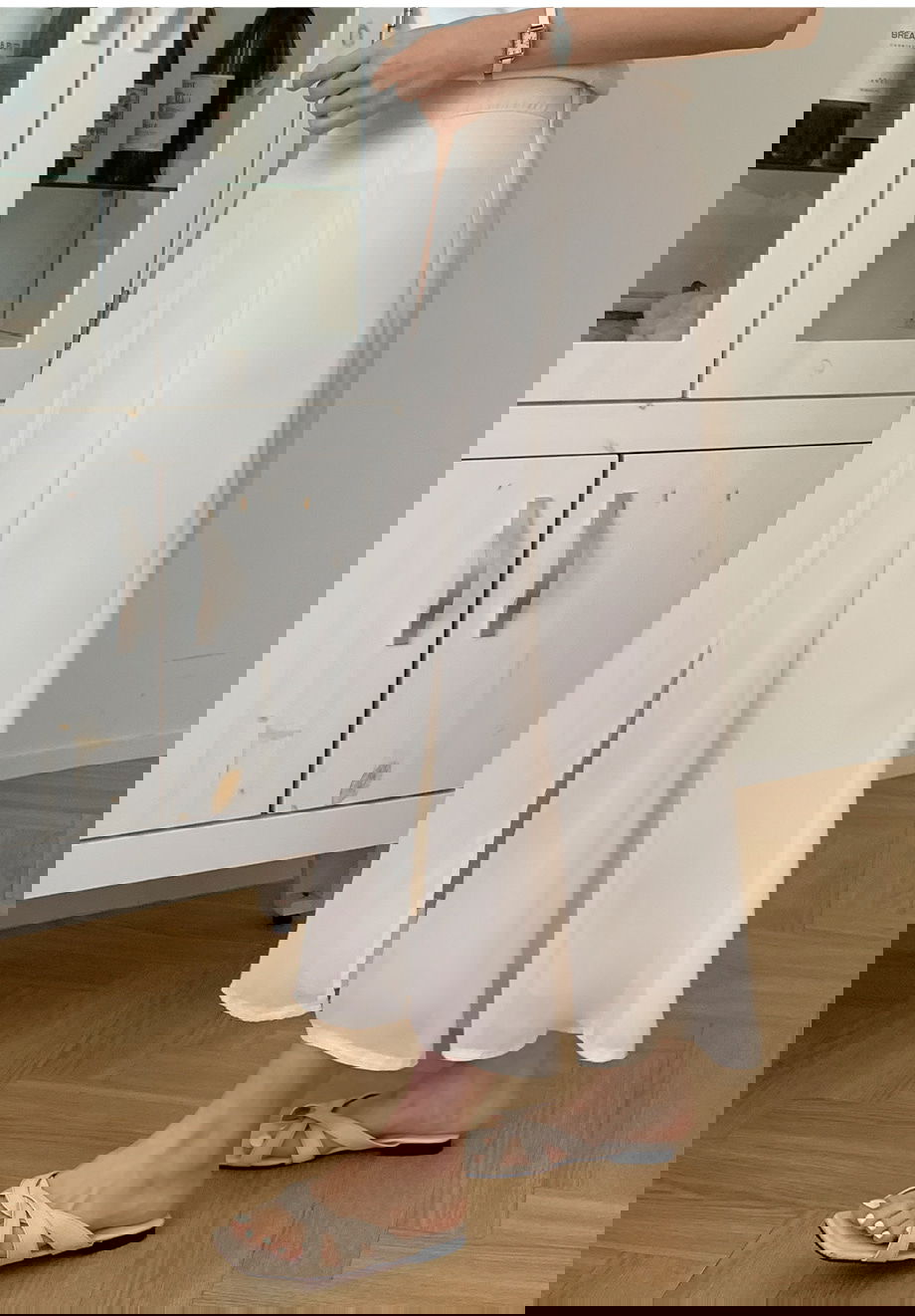 리리앤코 에슈블린 쉬폰 뒷밴딩 앞트임 롱 스커트