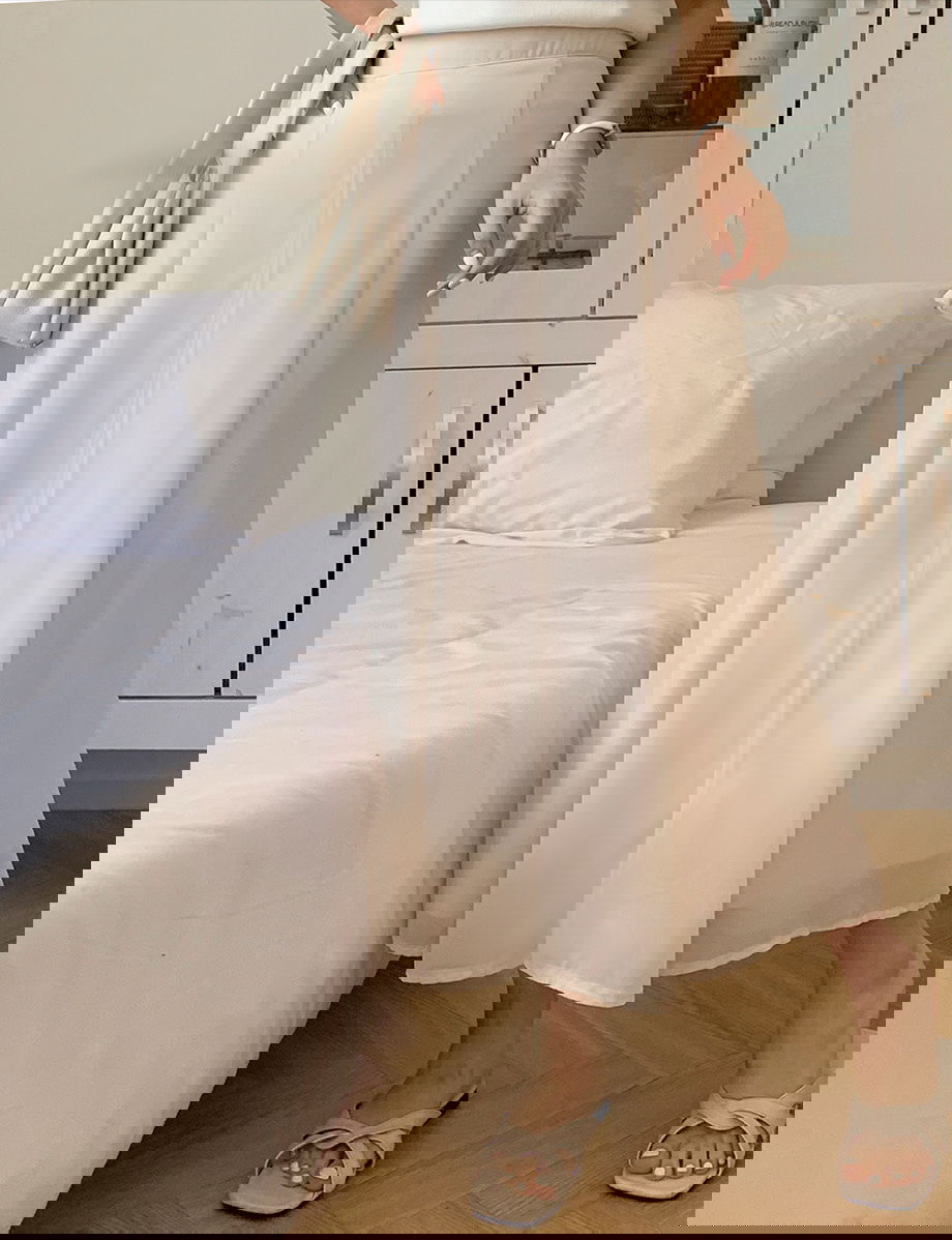 리리앤코 에슈블린 쉬폰 뒷밴딩 앞트임 롱 스커트