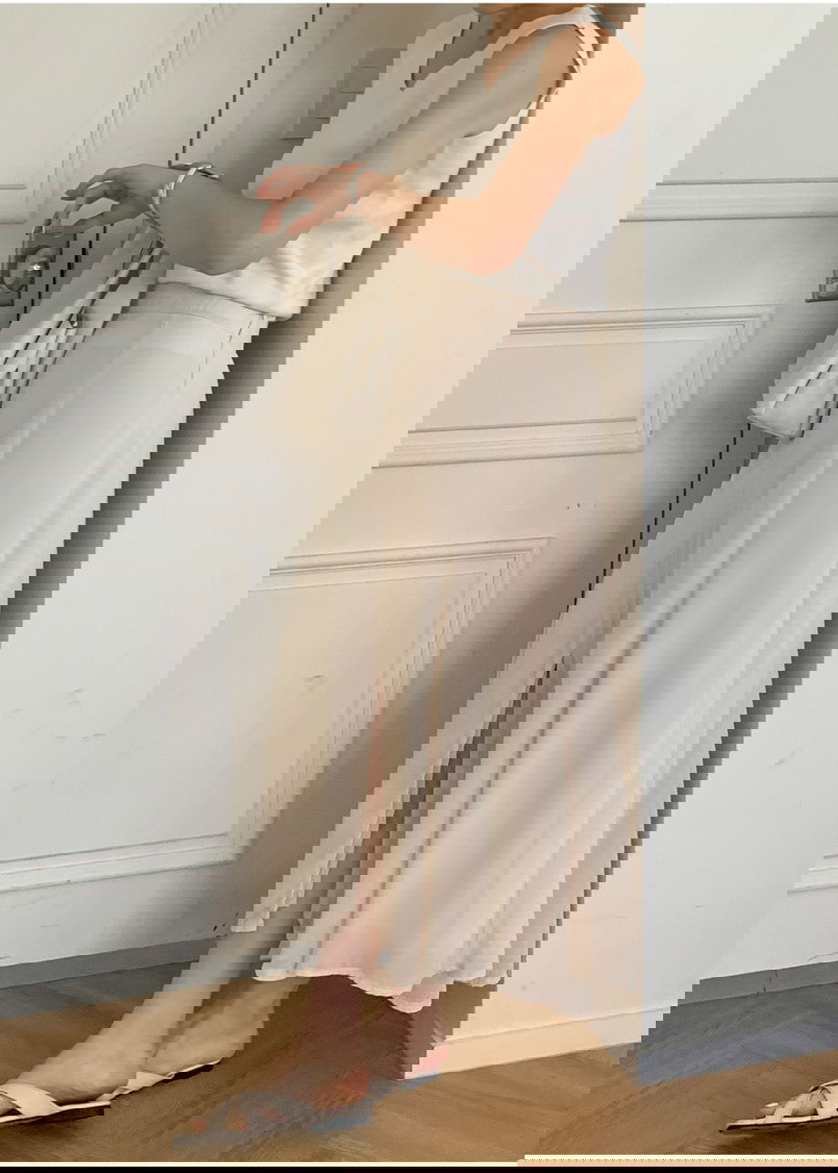 리리앤코 에슈블린 쉬폰 뒷밴딩 앞트임 롱 스커트