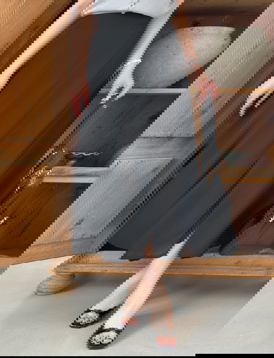 리리앤코 에슈블린 쉬폰 뒷밴딩 앞트임 롱 스커트