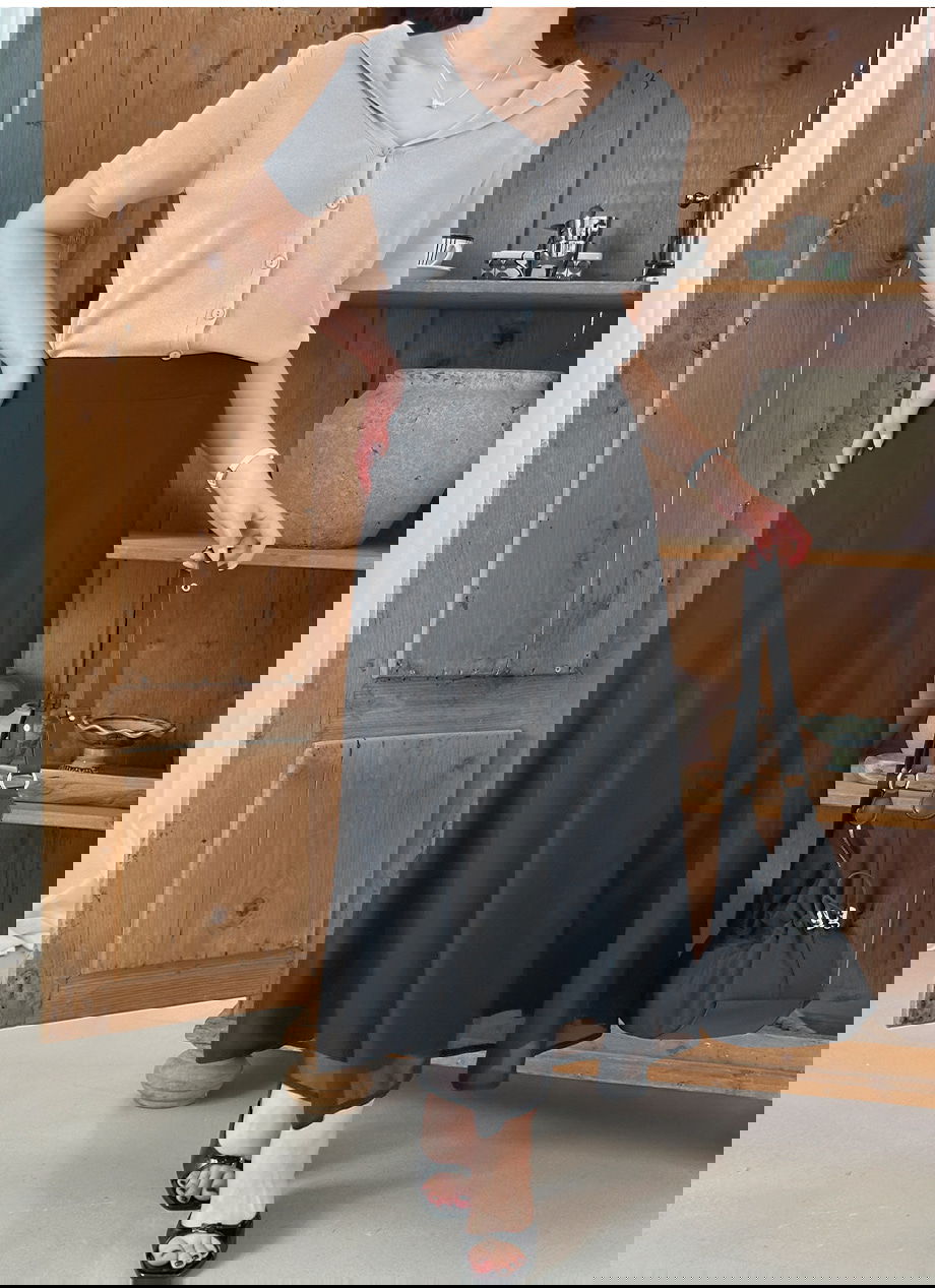 리리앤코 에슈블린 쉬폰 뒷밴딩 앞트임 롱 스커트